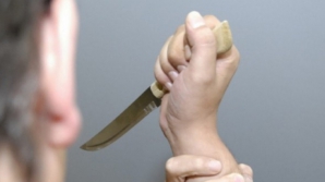 В столице мужчина ножом зарезал собственного сына