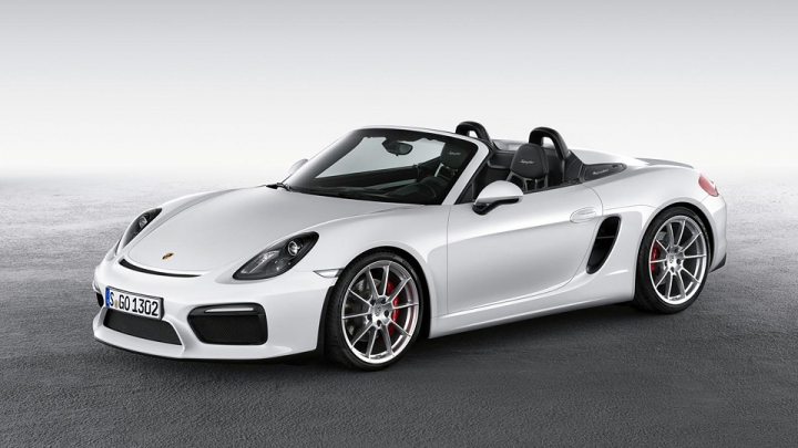 Porsche представила на Нью-Йоркском автосалоне родстер Boxster Spyder