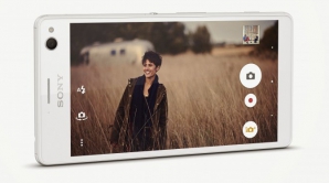 Sony официально анонсировала "селфи-смартфон"