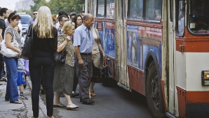 В Кишиневе две женщины получили травмы в троллейбусе
