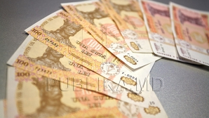 Эксперимент Publika TV: как отличить фальшивую купюру от настоящей