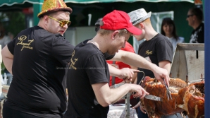 В Кишиневе стартовал фестиваль барбекю (ФОТОРЕПОРТАЖ)