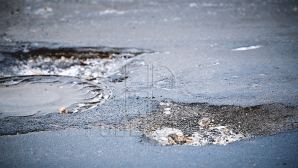 Кандидат в мэры села Табань обещает наладить уличное освещение и отремонтировать тротуары