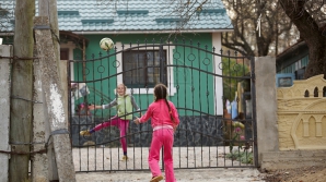 Местные выборы-2015: кандидат ДПМ в мэры села Пелиния обещает избирателям решить проблему нехватки детских площадок