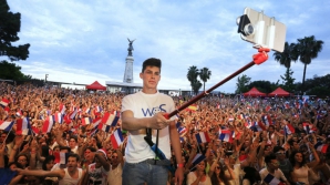 Новый селфи-рекорд: на одном фото поместились 2,5 тысячи человек