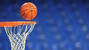  "Голден Стейт" обыграл "Кливленд" со счетом 104:91