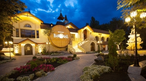 Как выглядит один из столичных ресторанов Кишинева после пожара (ВИДЕО)