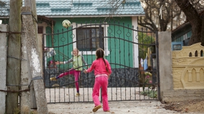 Кандидат ПСРМ в мэры села Мындык нашел у ворот дома траурный венок