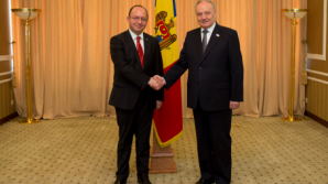 Румынский чиновник на встрече с Тимофти: ЕС надеется на скорейшее утверждение нового правительства