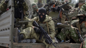 За последние сутки на востоке Украины 12 мирных жителей взяты в плен