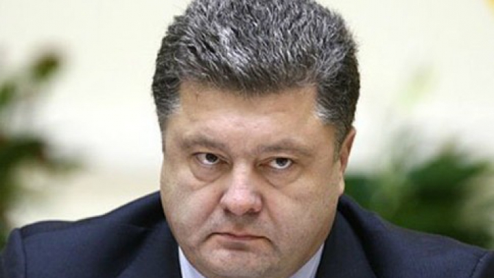 Порошенко внес в Раду постановление об увольнении главы СБУ