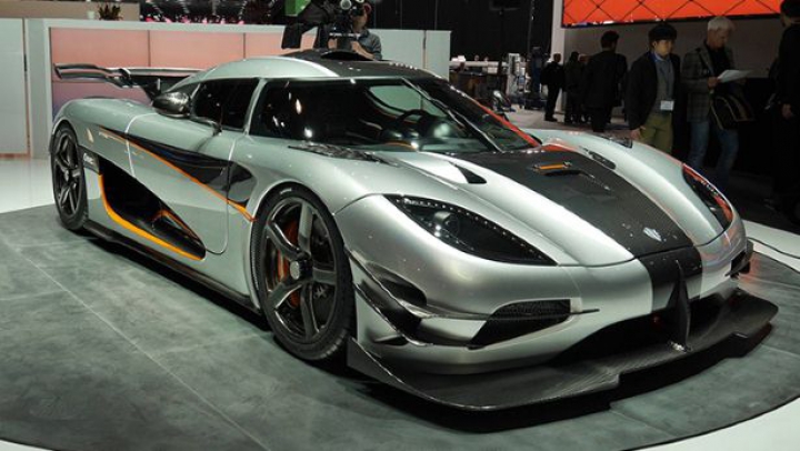 Гиперкар Koenigsegg установил новый рекорд разгона до 300 км/ч (ВИДЕО)