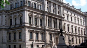 МИД Великобритании рекомендовал туристам покинуть Тунис