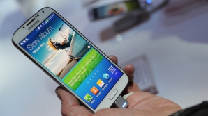 Samsung готовит к выходу свой самый тонкий смартфон