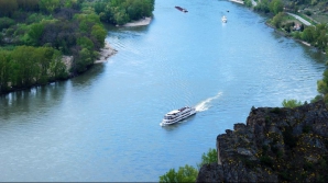 Несколько круизных лайнеров заcтряли на румынском участке дельты Дуная из-за снижения уровня воды