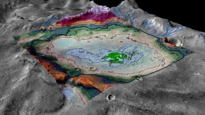 Ученые обнаружили на Марсе следы большого водного озера 