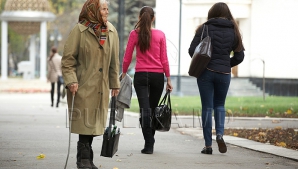 Непростая задача стариков: как распределить пенсию на оплату коммунальных услуг, продукты и лекарства