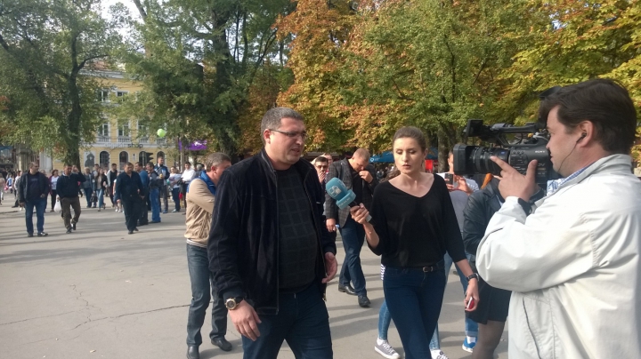 Митинг в столице: чего хочет платформа DA, чего хотят простые люди, чего хочет Ренато Усатый