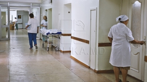 В Институте матери и ребенка пациенты вынуждены самостоятельно мыть полы в палатах