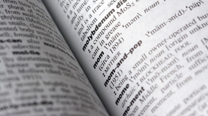 Никогда не поздно: 71-летняя жительница Костешт начала изучать английский язык