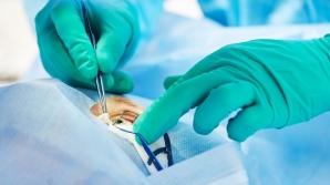 Более 10 испанцев ослепли после лечения новым немецким препаратом