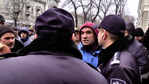 #НетНасилиюDA: Идентифицирован напавший на журналиста today.md