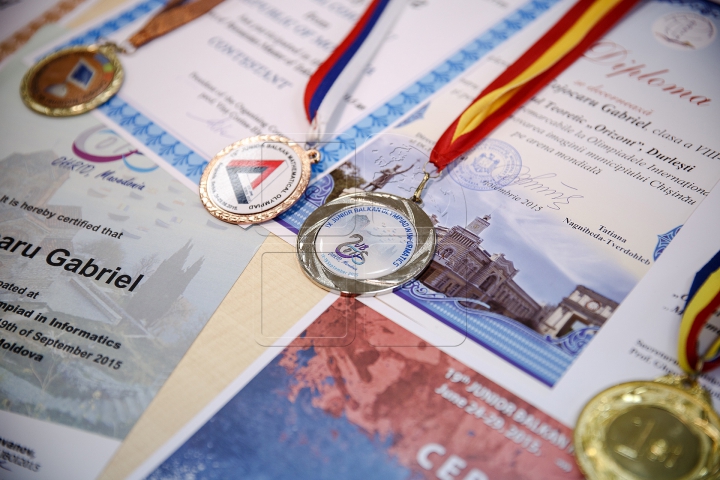 Фонд "Эдельвейс" поддержал талантливого школьника из Кагула (ФОТОРЕПОРТАЖ)