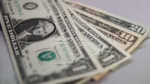 Двоих полицейских из Бричан и Дрокии обвиняют в коррупции