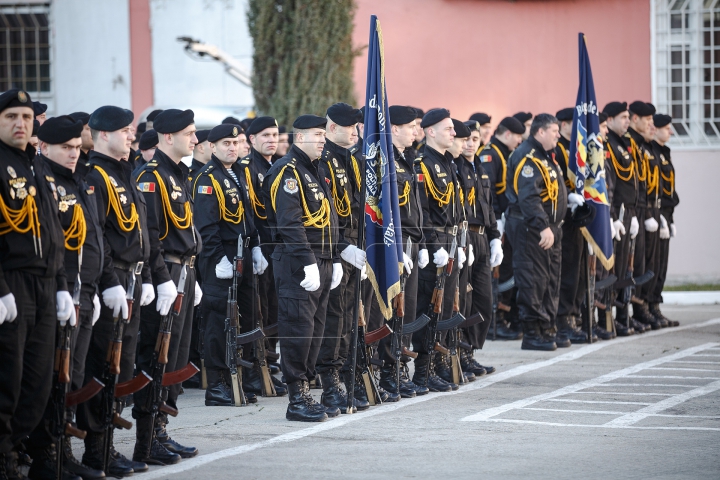 Выстрелы и задержание преступников: Fulger показал, на что способен (ФОТО)