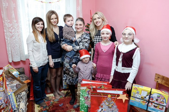 Фонд "Эдельвейс" помог многодетной семье из Дурлешт (ФОТО)