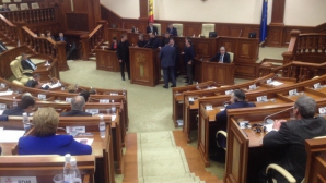 На заседании молдавского парламента возникла ссора между депутатами