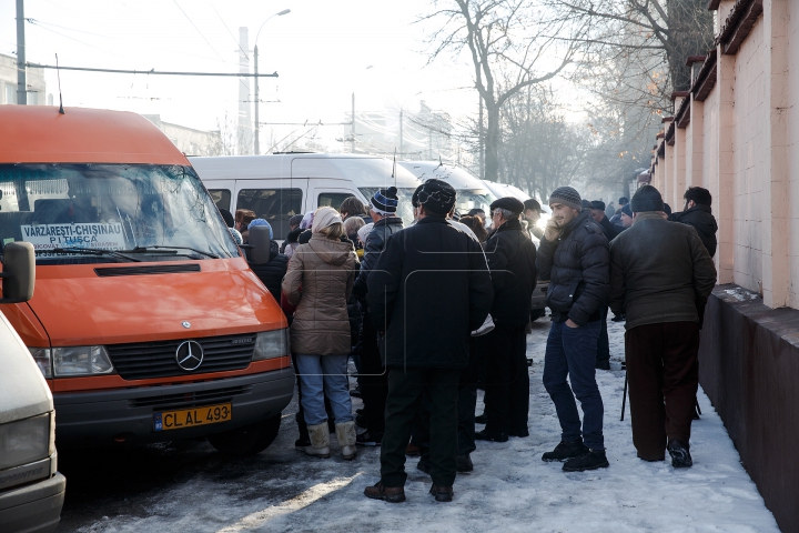 Фоторепортаж с митинга в поддержку назначения нового правительства