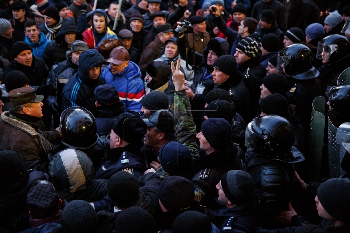 Как проходил протест у парламента 20 января (ФОТОРЕПОРТАЖ)