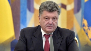Порошенко: В плену у ополченцев остаются 140 украинцев