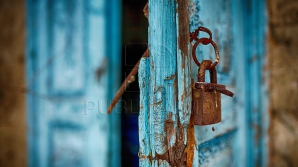 В Каушанском районе найдены мертвыми пожилые супруги: полиция не знает, что произошло