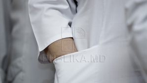 Москва: медработники бросили беспомощного пациента у дороги 