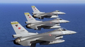 Шесть самолетов турецких ВВС нарушили воздушное пространство Греции