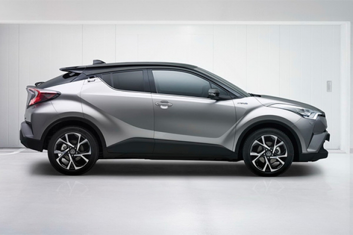 Опубликованы первые официальные фото кроссовера Toyota C-HR