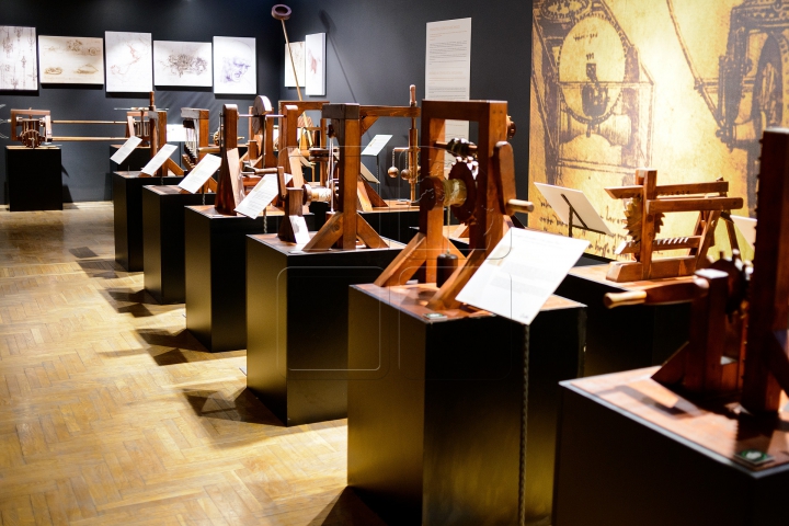 В столице открылась выставка изобретений Леонардо да Винчи (ФОТОРЕПОРТАЖ)