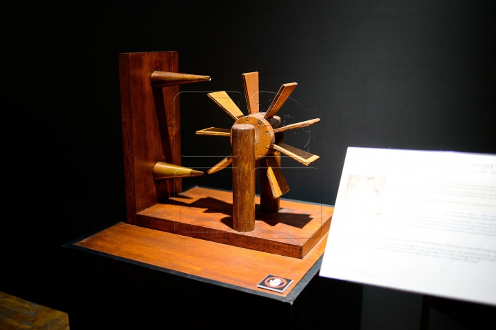 В столице открылась выставка изобретений Леонардо да Винчи (ФОТОРЕПОРТАЖ)