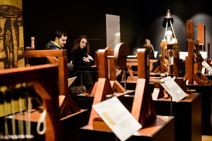 В столице открылась выставка изобретений Леонардо да Винчи (ФОТОРЕПОРТАЖ)