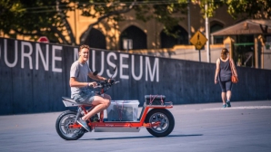 Создан электробайк наоборот для поездок за покупками (ФОТО)