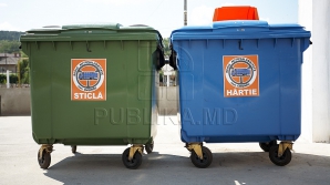 Закваска капусты и летний душ: как используют мусорные контейнеры в молдавских селах