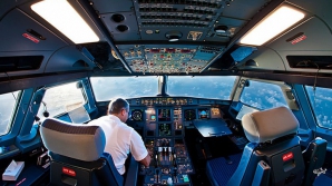 Пилот угрожал разбить пассажирский самолет в случае ухода жены