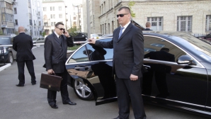 Названа стоимость услуг личной охраны в Молдове