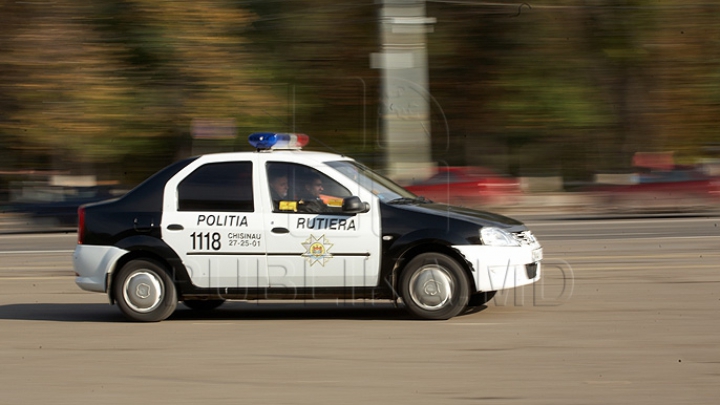 Полицейский автомобиль попал в ДТП