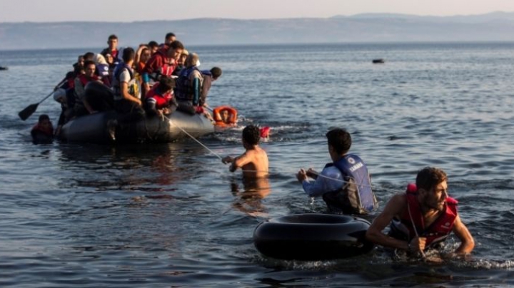 Корабль перевернулся у побережья Ливии, семь человек погибли