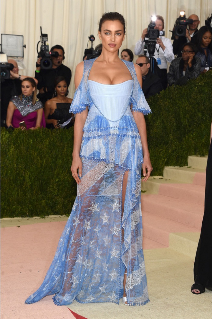 Самые ужасные наряды церемонии Met Gala — 2016 (ФОТО)