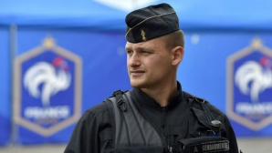 Из Франции депортируют группу российских болельщиков