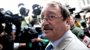 Брат экс-президента Румынии осужден на четыре года тюрьмы за коррупцию